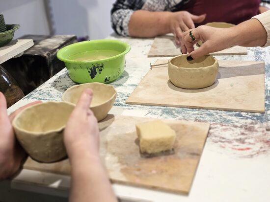 Meistarklases un radošās darbnīcas